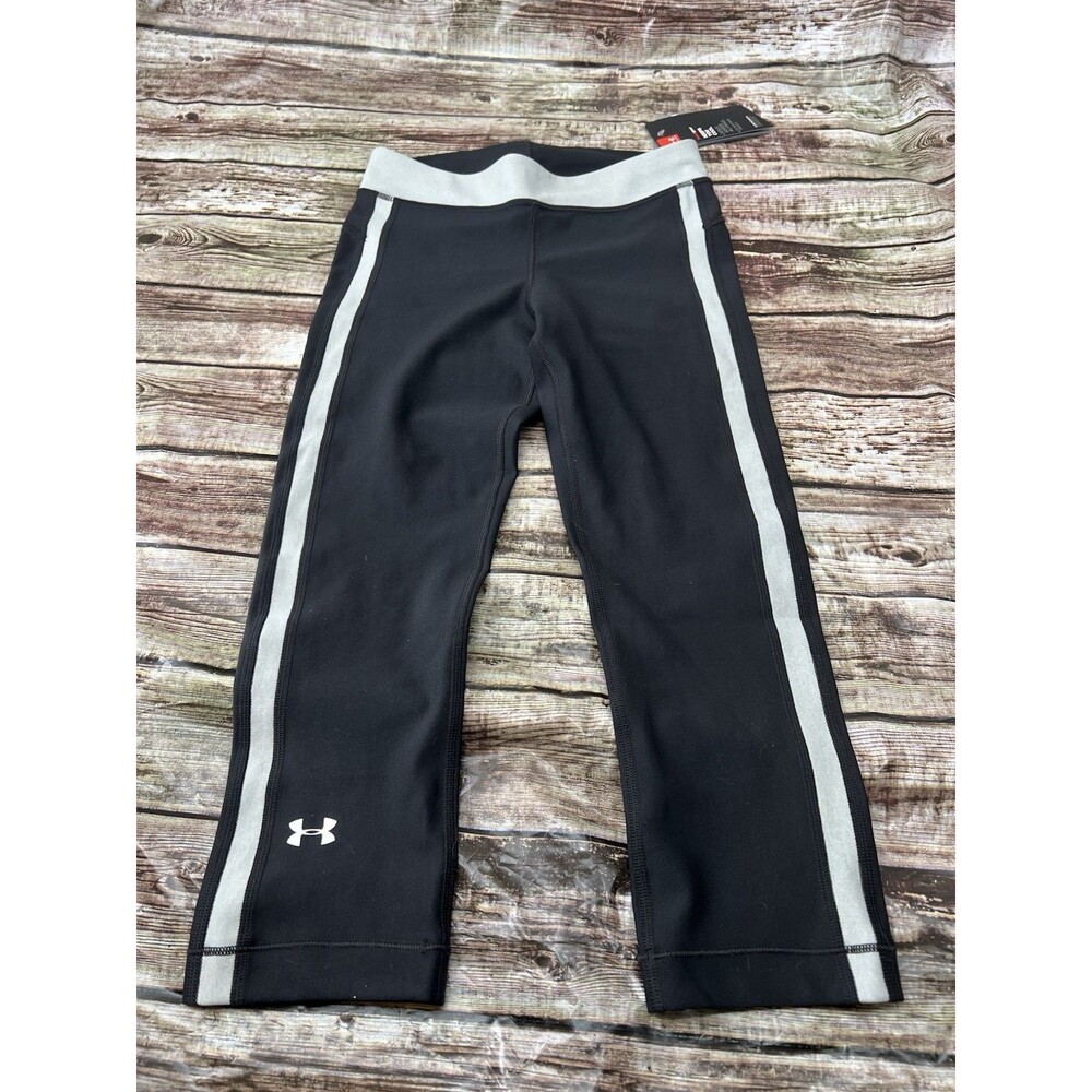 Under Armour Compression Capris Women’s Size Small Black New With Tags